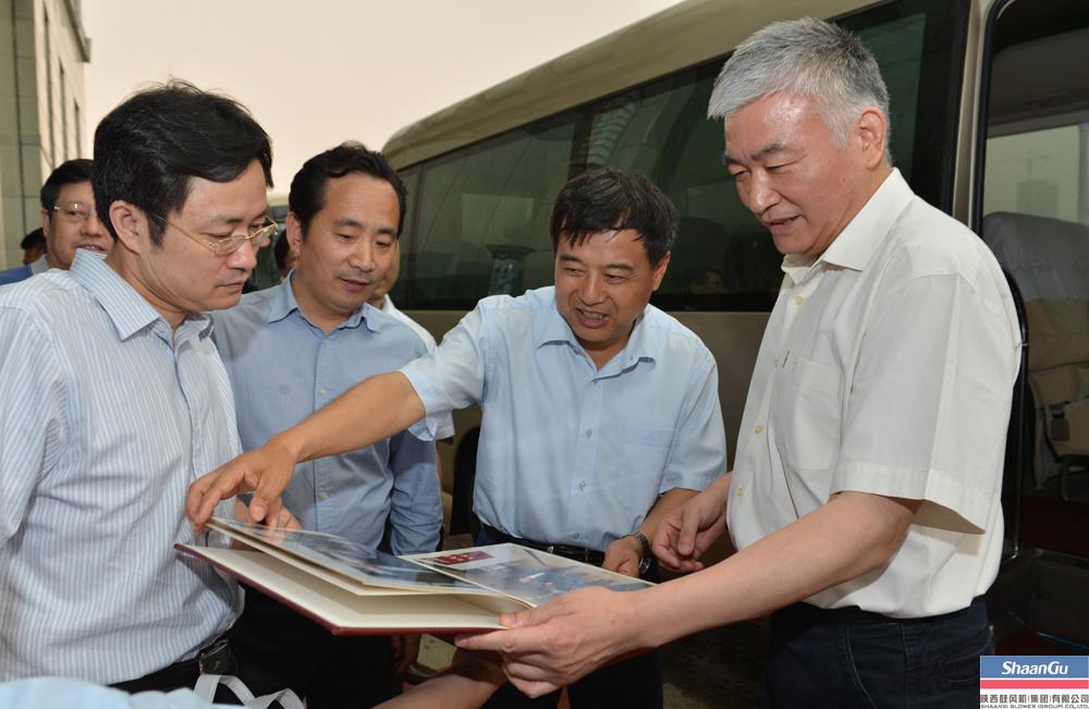 科技部党组书记、副部长王志刚一行来永利集团调研